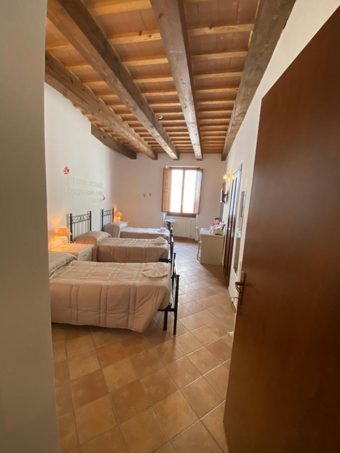 Locanda Della Pieve Pievebovigliana Kültér fotó
