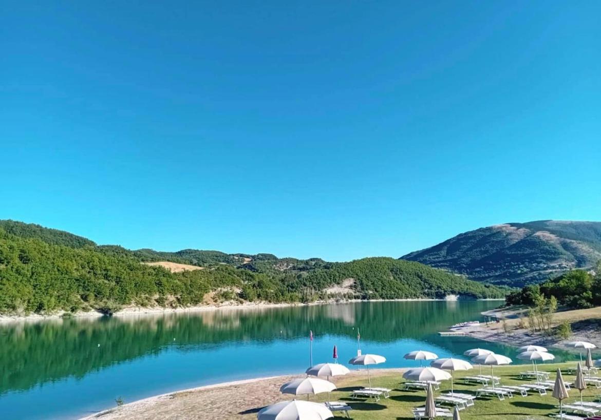 Locanda Della Pieve Pievebovigliana Kültér fotó